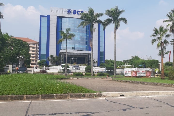Kantor KCU BCA Cikarang