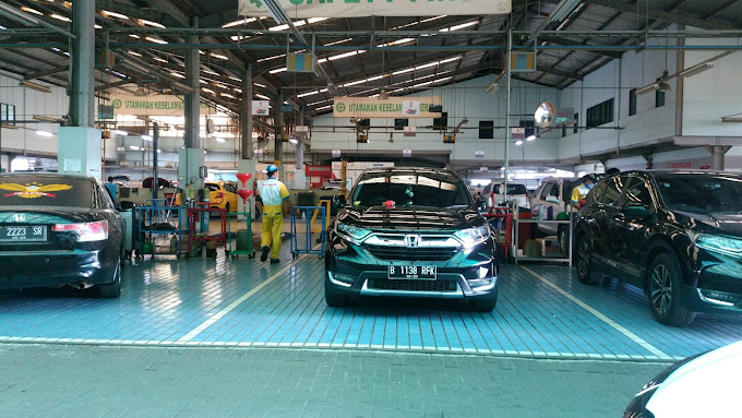 Service Kendaraan Di Showroom Honda Cikarang