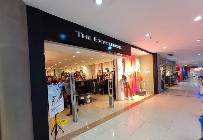 The Executive, Daftar Toko Baju Di Mall Lippo Cikarang