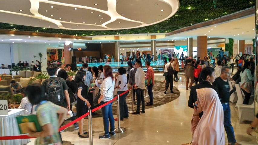 Suasana Pemasaran Meikarta Di Maxxbox Lippo Cikarang